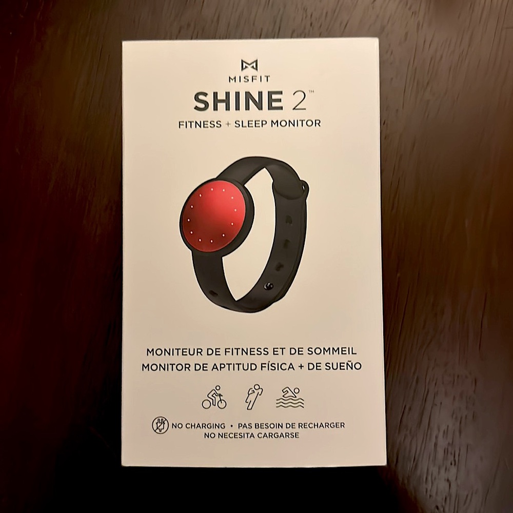 Misfit Shine 2 with box, clip, wristband, and battery/case opening tool